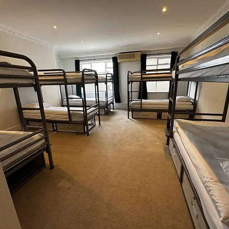 The Dawson - Hostel *