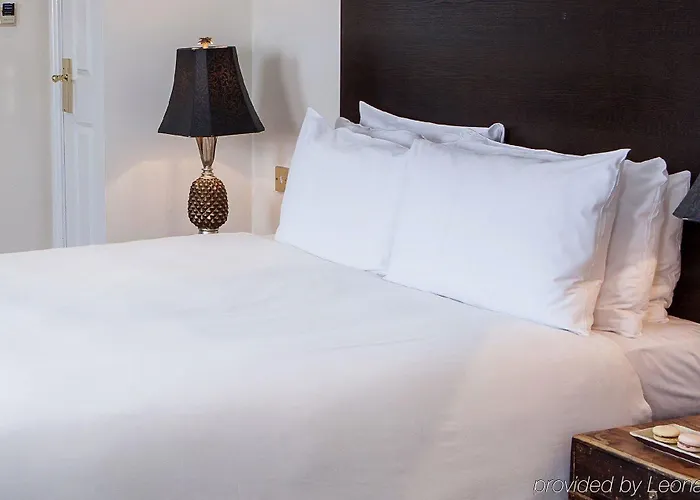 The Dawson - Hostel *